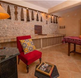 5 Bedroom Istrian Villa Estate with Large Pool and Gardens near Barban, Sleeps 12